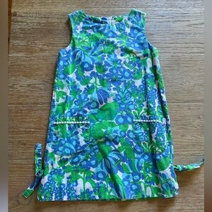 EUC Lilly Pulitzer Blue and Green Dress 
Smoke and pet free home